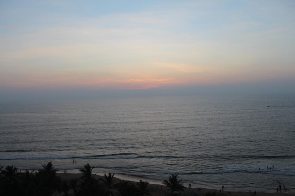 Dehiwala-Mount Lavinia Cozy Sea View Luxury Apartment, Fully Furnished, 2 Bedrooms, 2 Bathrooms מראה חיצוני תמונה