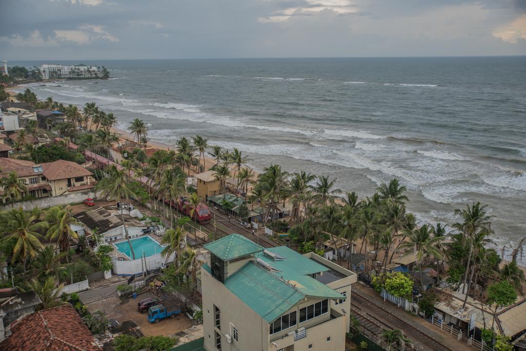 Dehiwala-Mount Lavinia Cozy Sea View Luxury Apartment, Fully Furnished, 2 Bedrooms, 2 Bathrooms מראה חיצוני תמונה