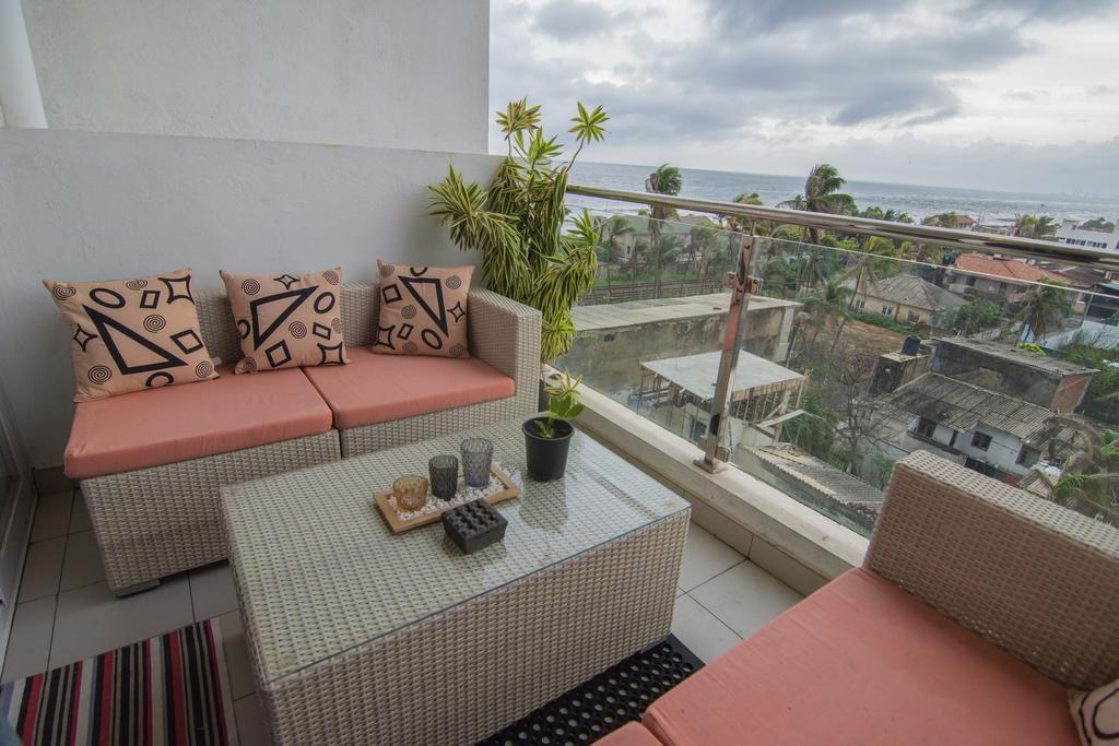 Dehiwala-Mount Lavinia Cozy Sea View Luxury Apartment, Fully Furnished, 2 Bedrooms, 2 Bathrooms מראה חיצוני תמונה
