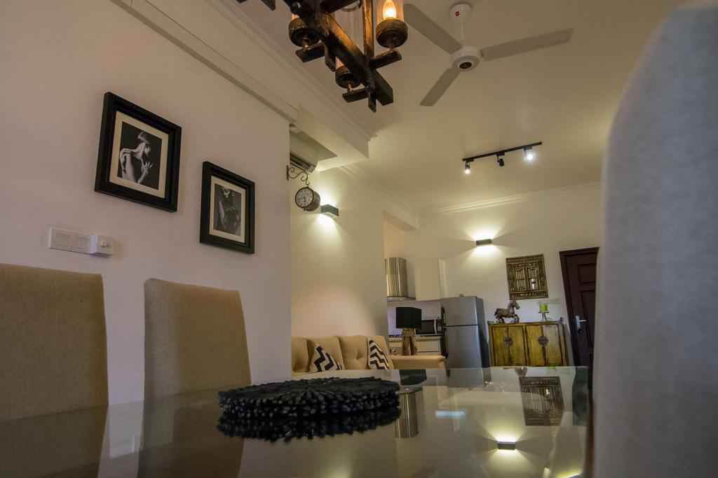 Dehiwala-Mount Lavinia Cozy Sea View Luxury Apartment, Fully Furnished, 2 Bedrooms, 2 Bathrooms מראה חיצוני תמונה