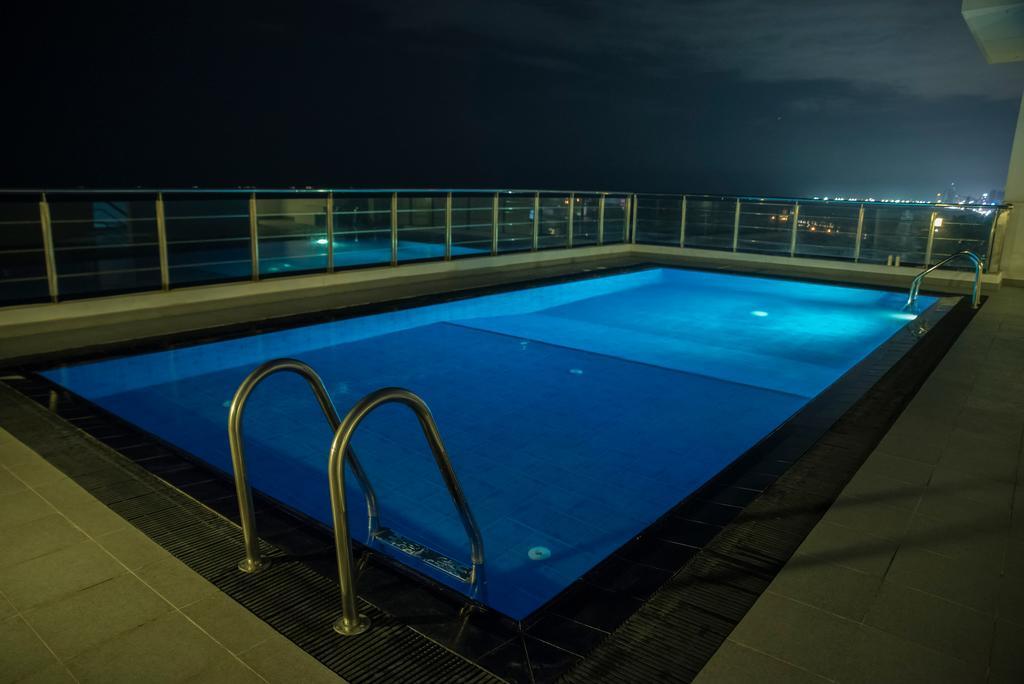Dehiwala-Mount Lavinia Cozy Sea View Luxury Apartment, Fully Furnished, 2 Bedrooms, 2 Bathrooms מראה חיצוני תמונה