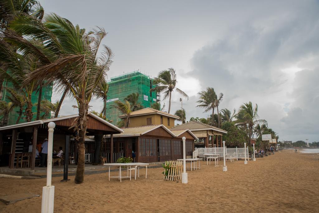 Dehiwala-Mount Lavinia Cozy Sea View Luxury Apartment, Fully Furnished, 2 Bedrooms, 2 Bathrooms מראה חיצוני תמונה
