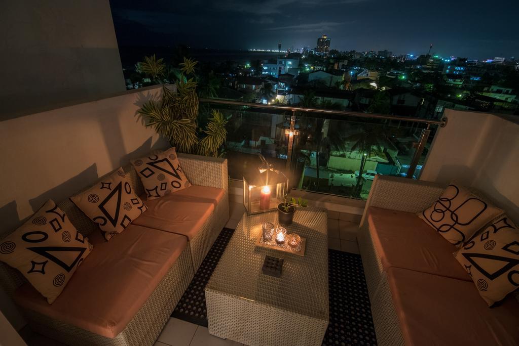 Dehiwala-Mount Lavinia Cozy Sea View Luxury Apartment, Fully Furnished, 2 Bedrooms, 2 Bathrooms מראה חיצוני תמונה