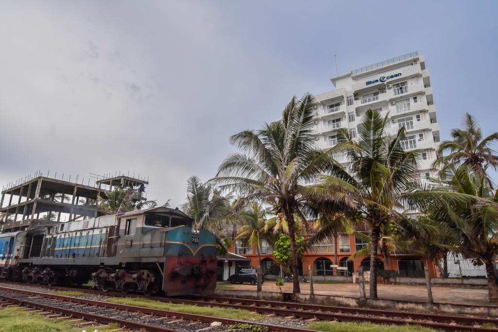 Dehiwala-Mount Lavinia Cozy Sea View Luxury Apartment, Fully Furnished, 2 Bedrooms, 2 Bathrooms מראה חיצוני תמונה